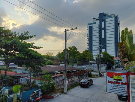 King Rapid Rise Hotel, Angeles, Philippines