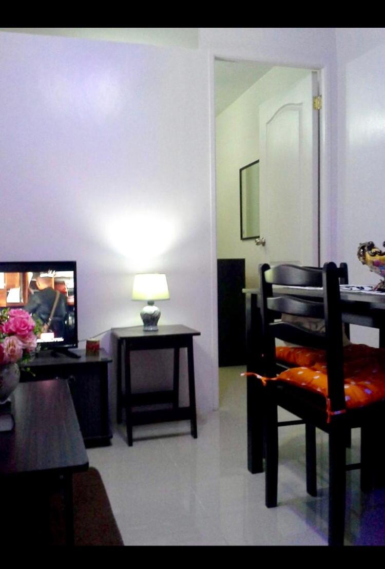 Hotel · Estien’s Cozy Condotel to Stay, Imus