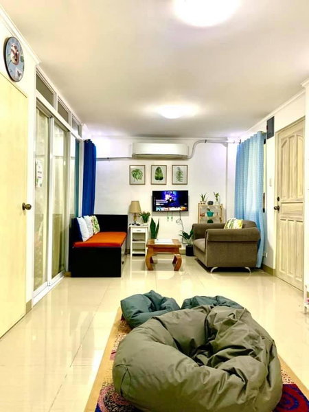 Cozy Central - Near arca south signal taguig, Manila, Philippines