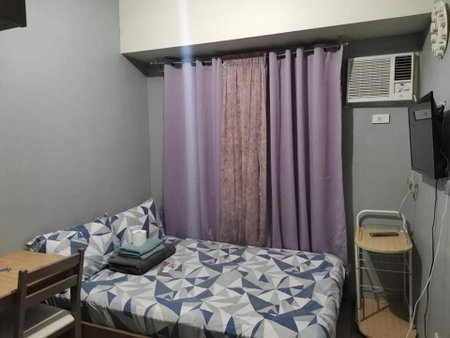Mack's Awesome Place 11 with Netflix and FastUnliwifi, Manila, Philippines