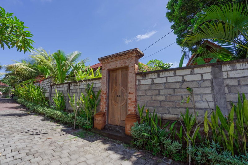 Brisk Homestay Uluwatu RedPartner, Uluwatu, Indonesia