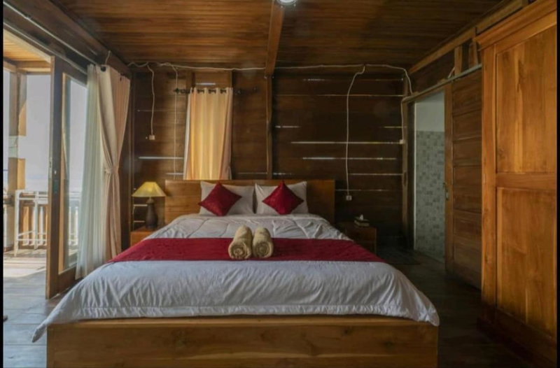 Ayu Laba Beach Villa and Resto, Nusa Penida, Indonesia
