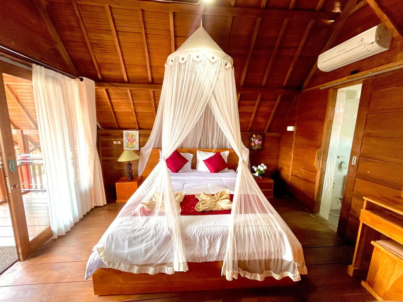 Ayu Laba Beach Villa and Resto, Nusa Penida, Indonesia