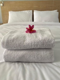 Manuver Surf And Stay Uluwatu Bali, Jimbaran, Indonesia