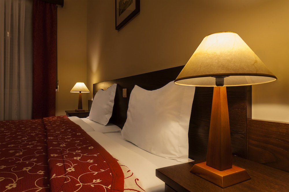 The Falatehan Hotel, 인도네시아 공화국