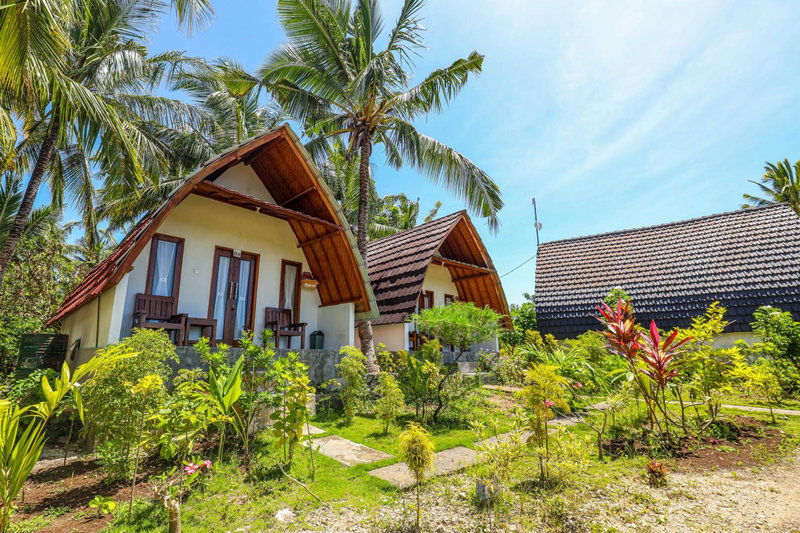 Diamond Beach Bungalow, Nusa Penida, Indonesia