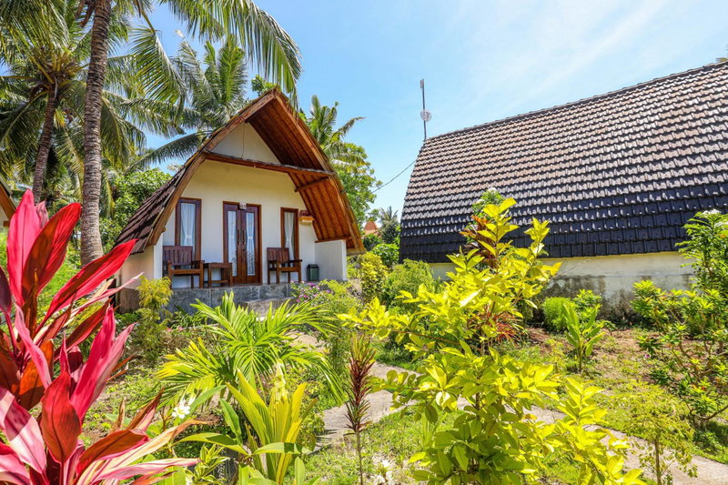 Diamond Beach Bungalow, Nusa Penida, Indonesia