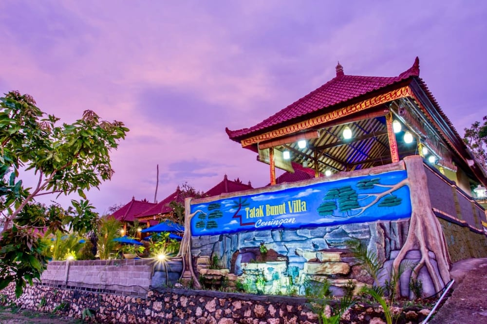 Tatak Bunut Villa Ceningan, Indonesia