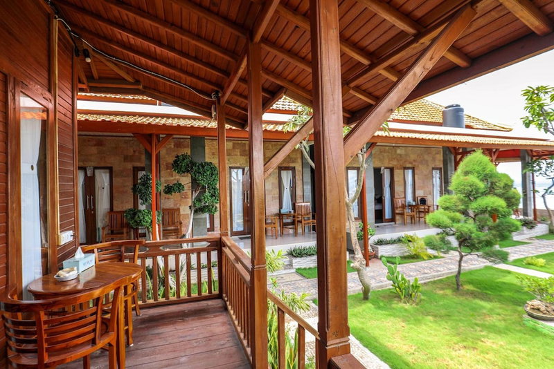 Swan Beach Inn, Penida Island, Indonesia