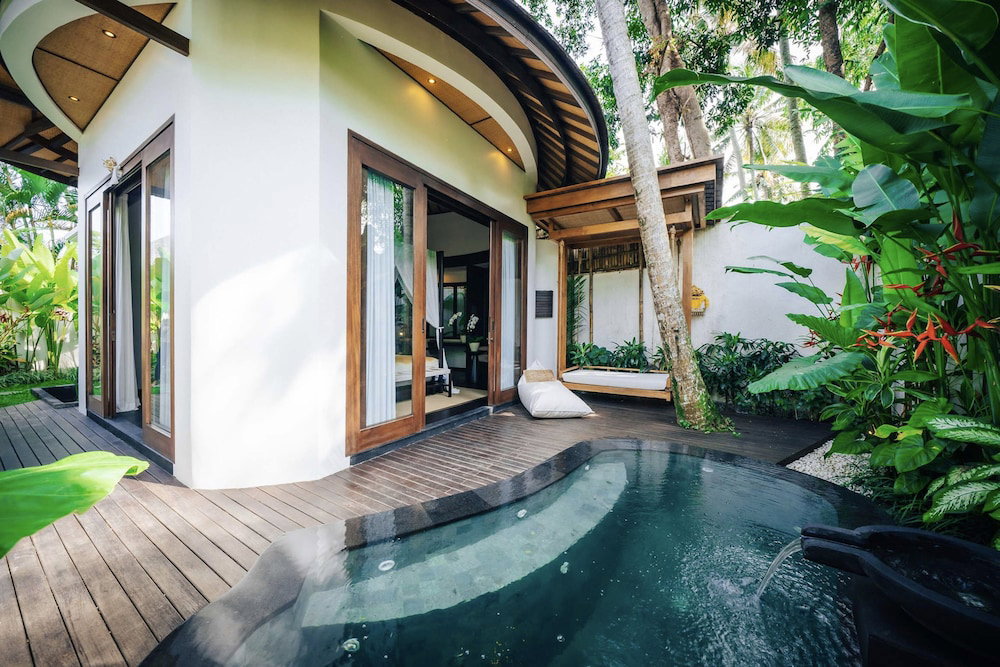 Uma Kalai, Indonesia