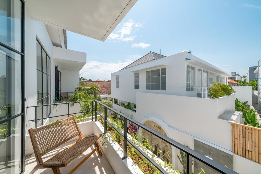 Casa Embra - Charming 4BR Villa in Berawa, 5 mins to Beach!, Canggu, Indonesia
