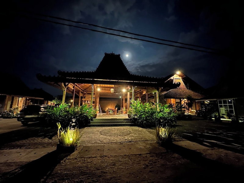 Bhumi Kasuryan, Borobudur, Indonesia