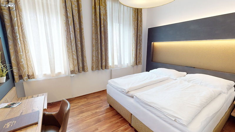 Hotel zur Post, Sankt Valentin, Austria