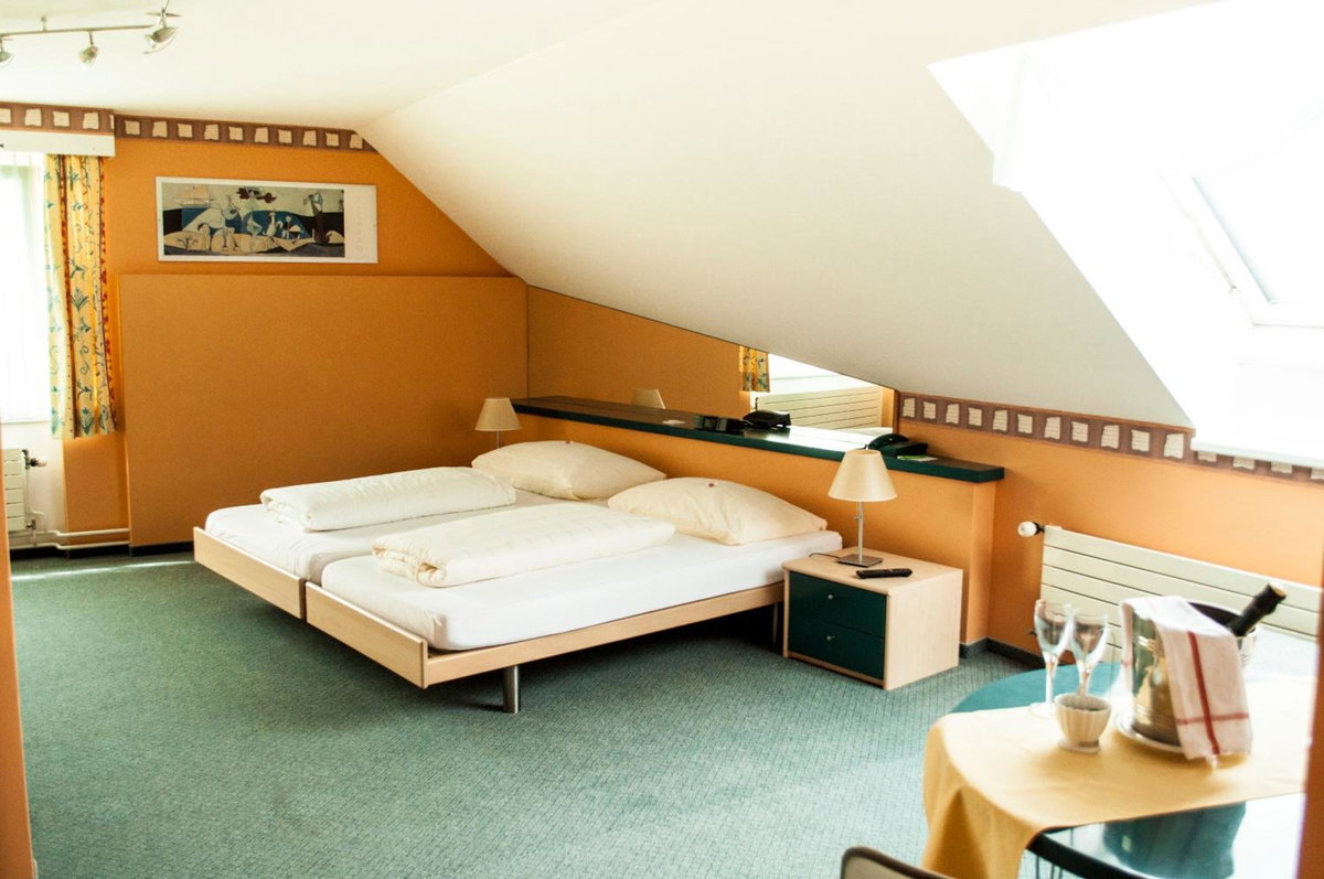 Landgasthof Lowen, Switzerland