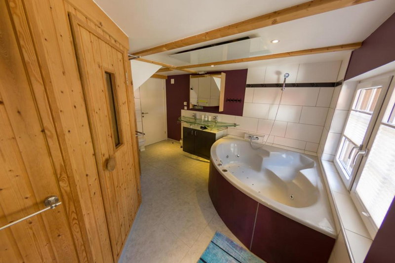 Chalet 1752, Ringgenberg, Switzerland
