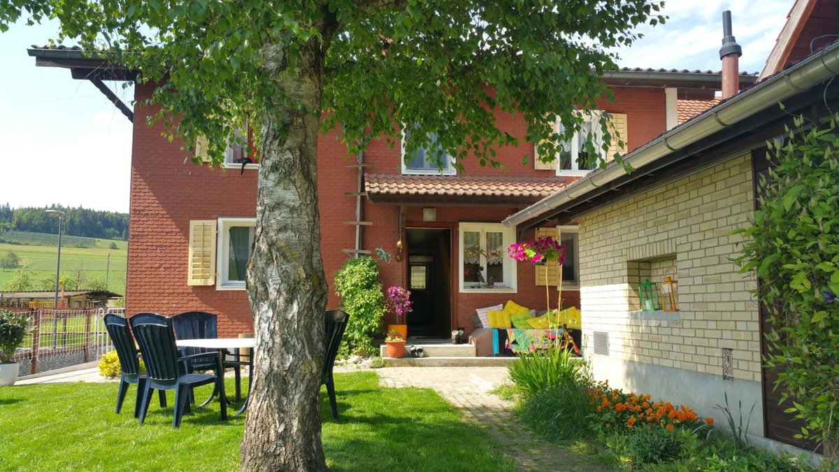 Villa Kunterbunt, Switzerland