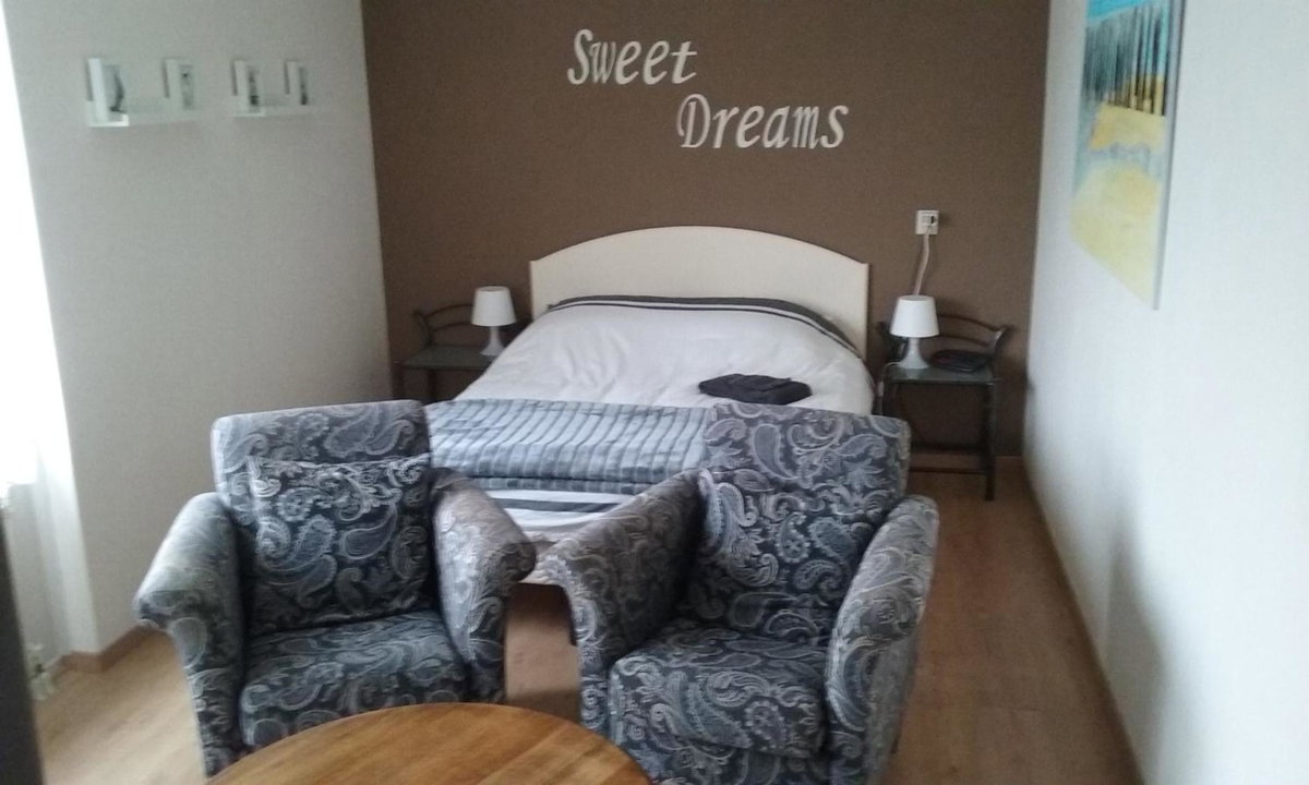 Hotel · Bed en Breakfast en Bike, Sommelsdijk