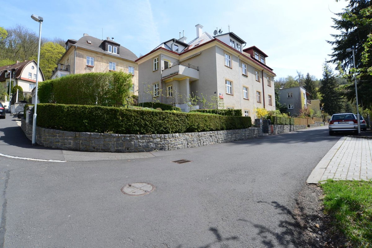 Privat Tři Kříže, Czechia