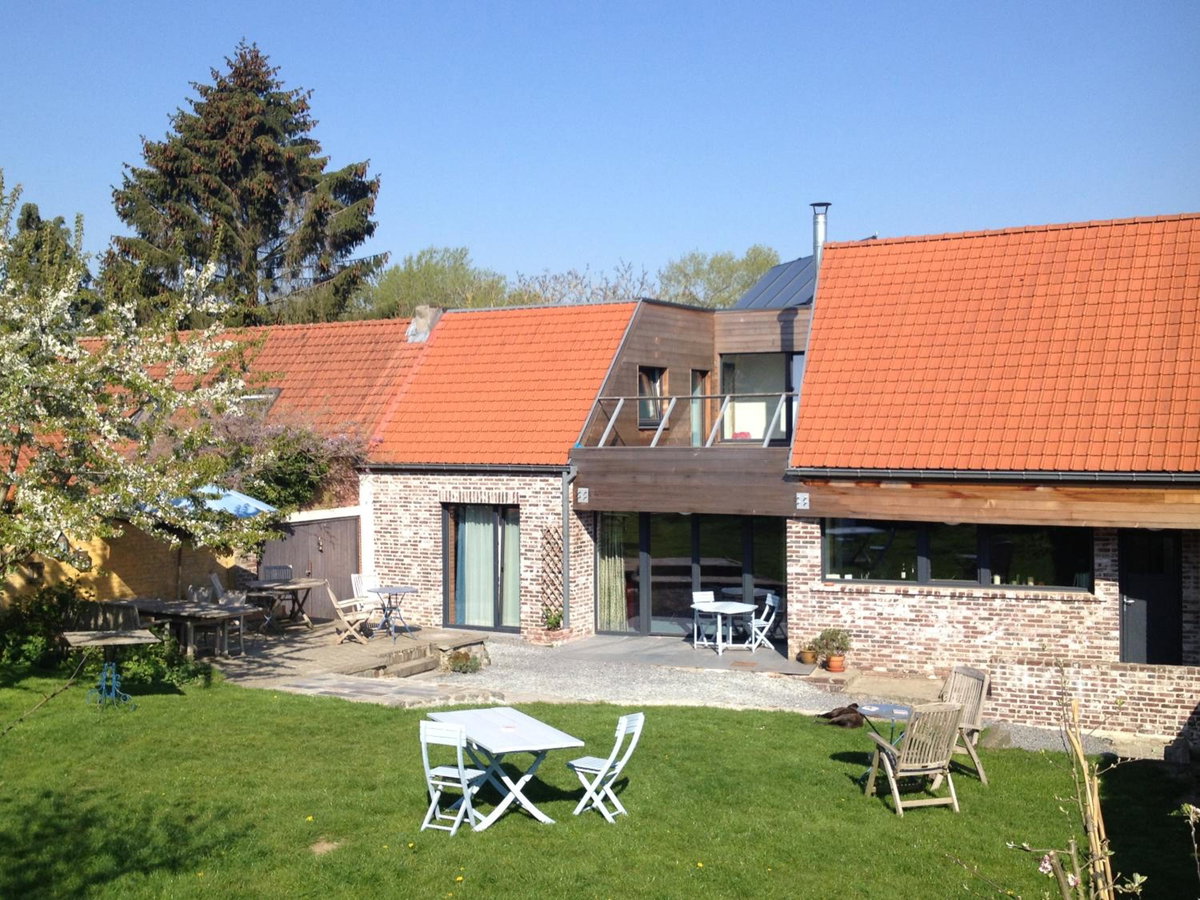 In de gloria, Belgium