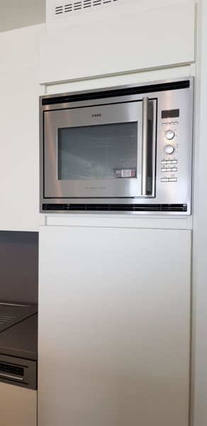Koksijde Zeedijk La Digue 101 appartement - frontaal zeezicht - adult only, Koksijde, Belgium