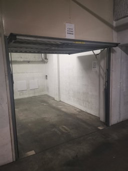 Cosy apartment - Zagreb Downtown with own parking spot in the garage, Zagreb, Croatia