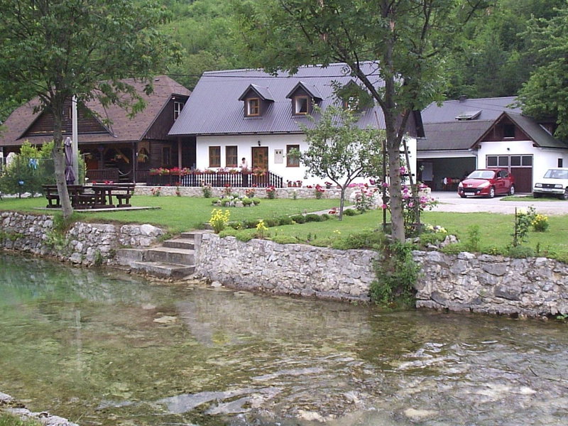 Apartment Mira, Korana, Croatia