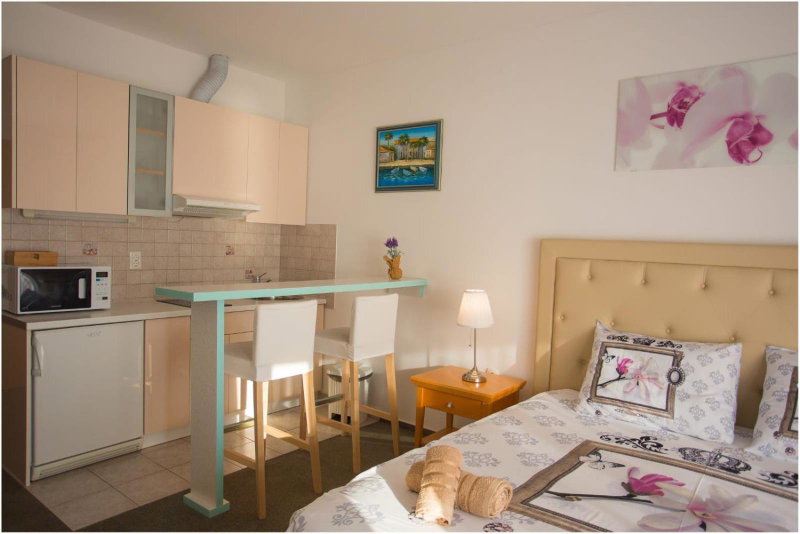 Apartments Maja, Podstrana, Croatia