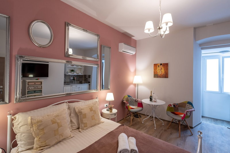 Old City Studios 2 - Adults only, Pula, Croatia
