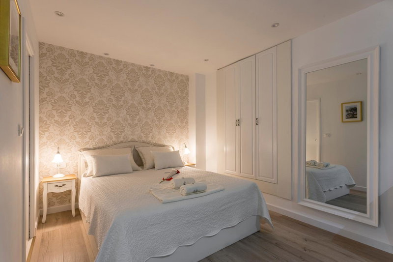 Split Center Apartments, few min walk from old palace, Split, Croatia