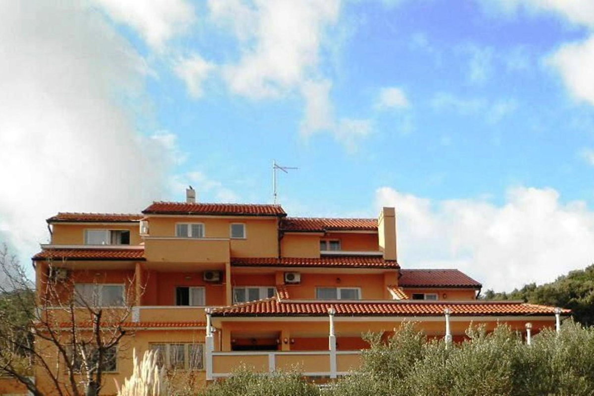 Hotel · Apartments Melita, Supetarska Draga