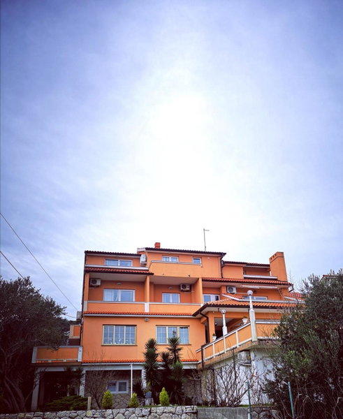 Apartments Melita, Supetarska Draga, Croatia