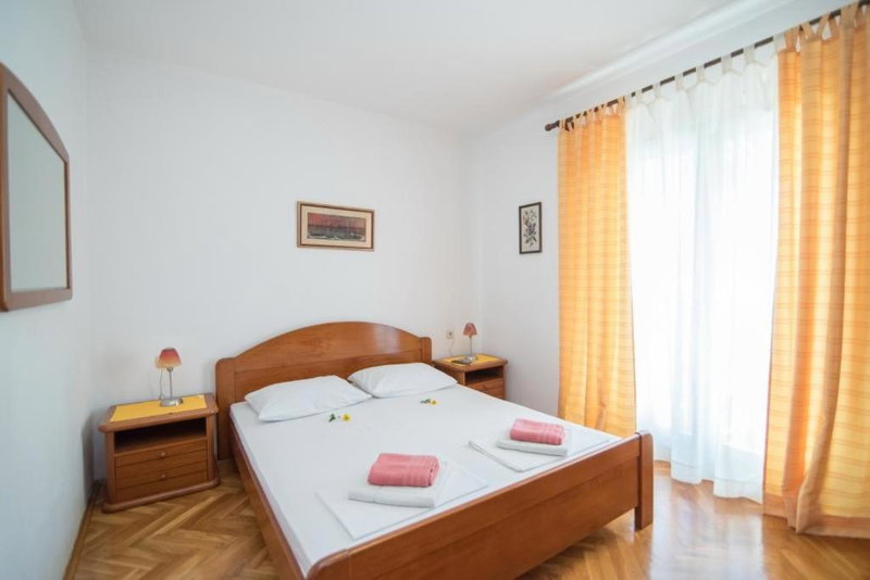 Apartments Nataša, Supetar, Croatia