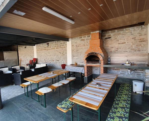 Camere De Inchiriat Carpati, Hunedoara, Romania