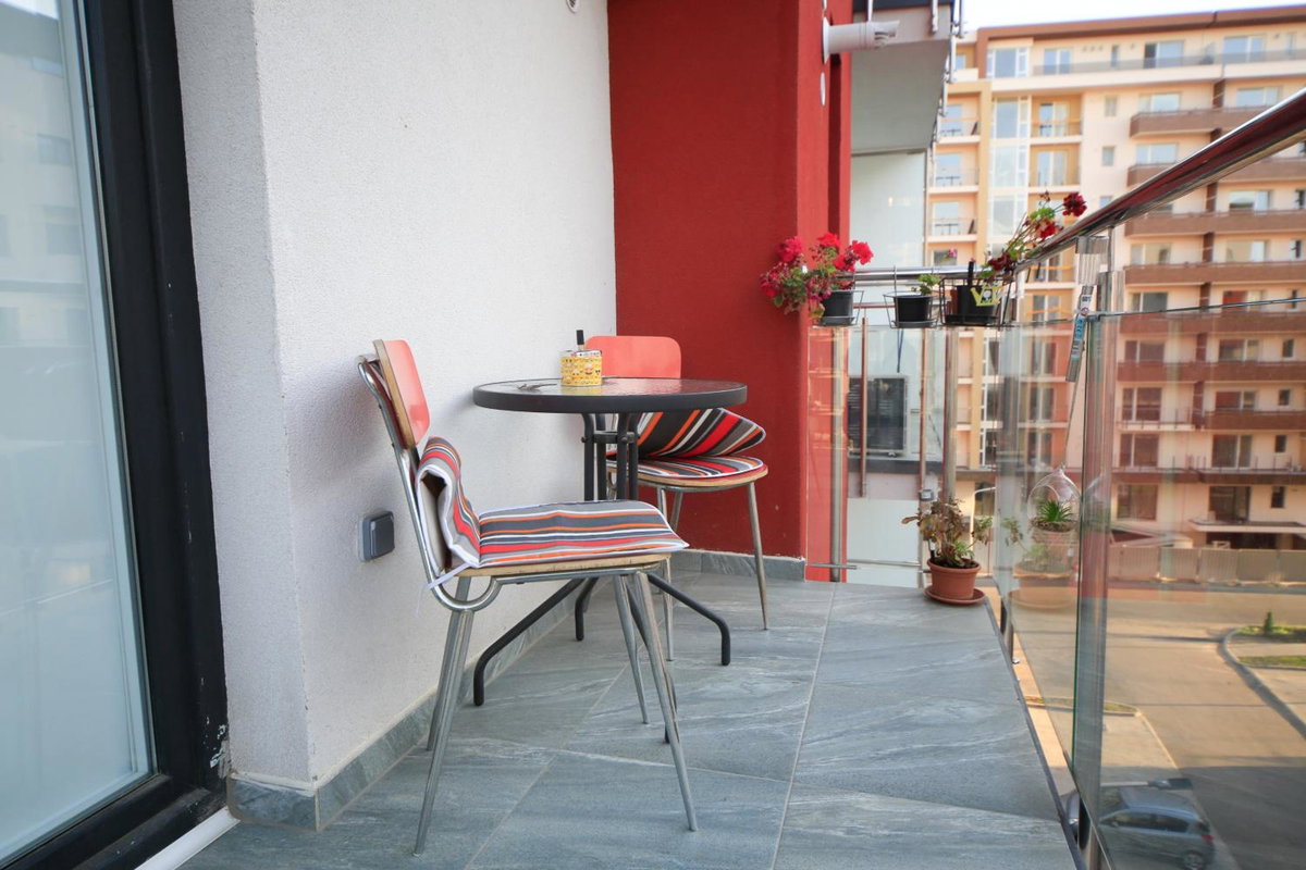 Korona Studio, Romania