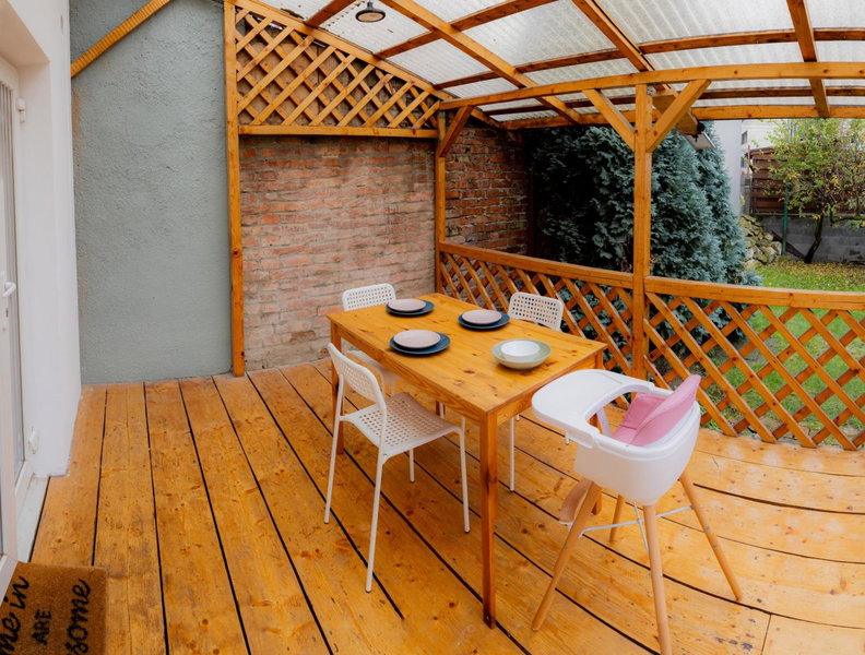 Homey Luxury- entire house, free parking, yard, Cluj-Napoca, Romania