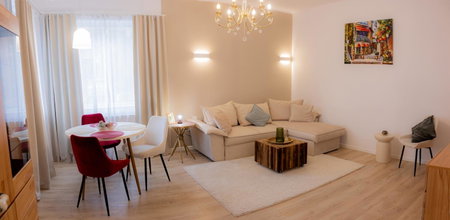 Homey Luxury- entire house, free parking, yard, Cluj-Napoca, Romania