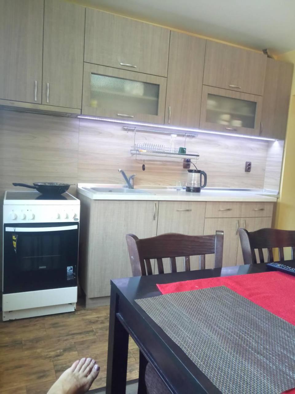 Studio Lux, Bulgaria