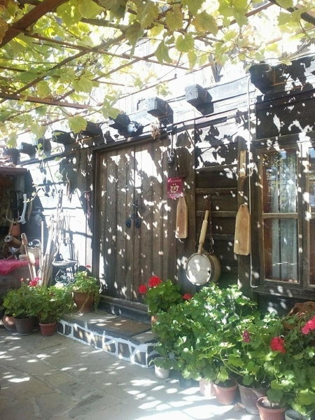 Guest House Polah Ot Minaloto, Zheravna, Bulgaria