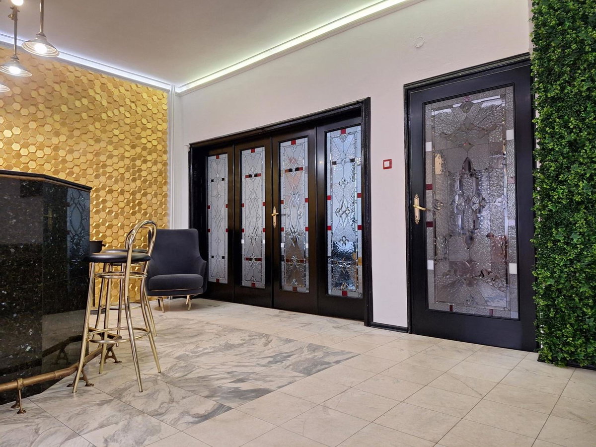 TOP CENTER spacious apartment with free parking, Bulgaria