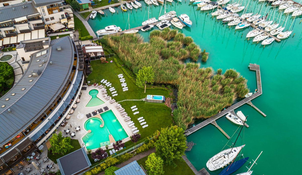 Hotel Golden Lake Resort, Hongrie