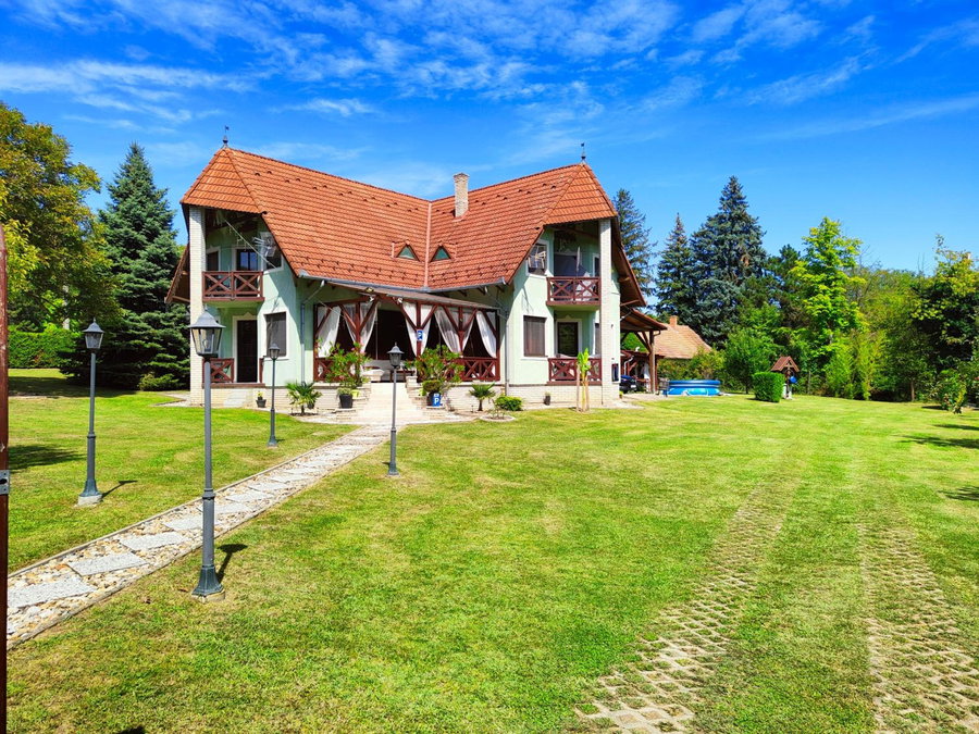 Balaton Garden, Balatongyörök, Hungary