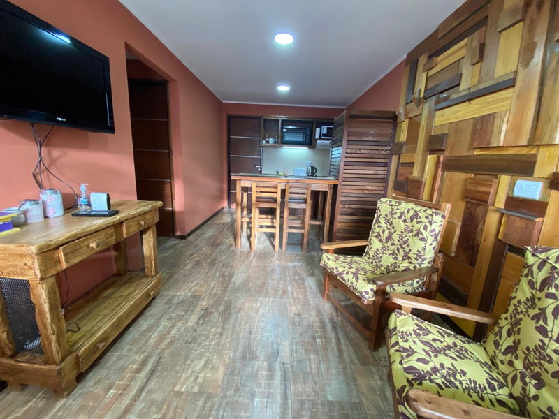 Patagonia Austral Suites - Cabaña con servicio de hotel - DESAYUNO INCLUIDO!, El Calafate, Argentina