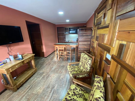 Patagonia Austral Suites - Cabaña con servicio de hotel - DESAYUNO INCLUIDO!, El Calafate, Argentina