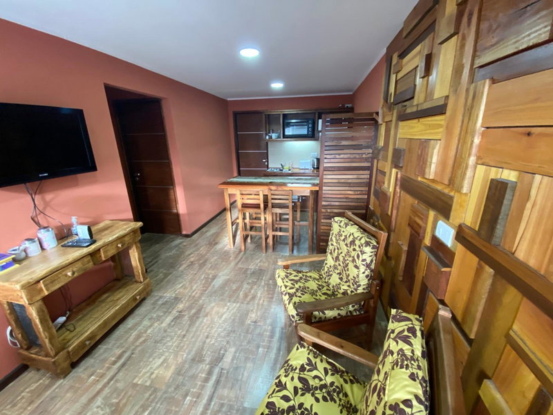 Patagonia Austral Suites - Cabaña con servicio de hotel - DESAYUNO INCLUIDO!, El Calafate, Argentina