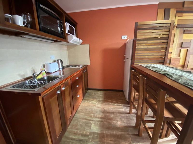Patagonia Austral Suites - Cabaña con servicio de hotel - DESAYUNO INCLUIDO!, El Calafate, Argentina