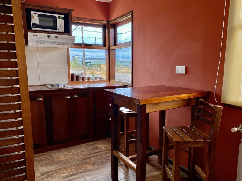Patagonia Austral Suites - Cabaña con servicio de hotel - DESAYUNO INCLUIDO!, El Calafate, Argentina