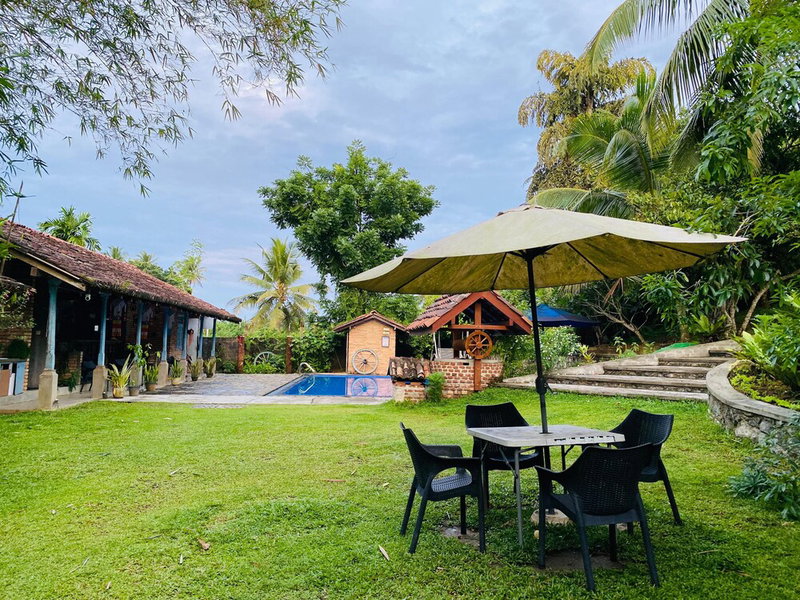 The Nature Palace Villa, Uragasmanhandiya, Sri Lanka