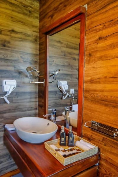 Covanro Sigiriya - Brand New Luxury Hotel, Avudangawa, Sri Lanka