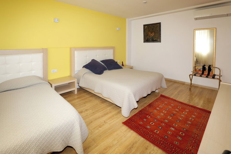 Hotel & Restaurant Grand White City, Berat, Albania