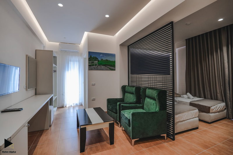 Hotel Alpha, Sarandë, Albania